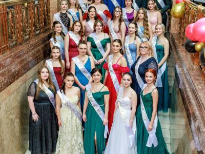 Maturitní ples - maturant 2026 praktická setra