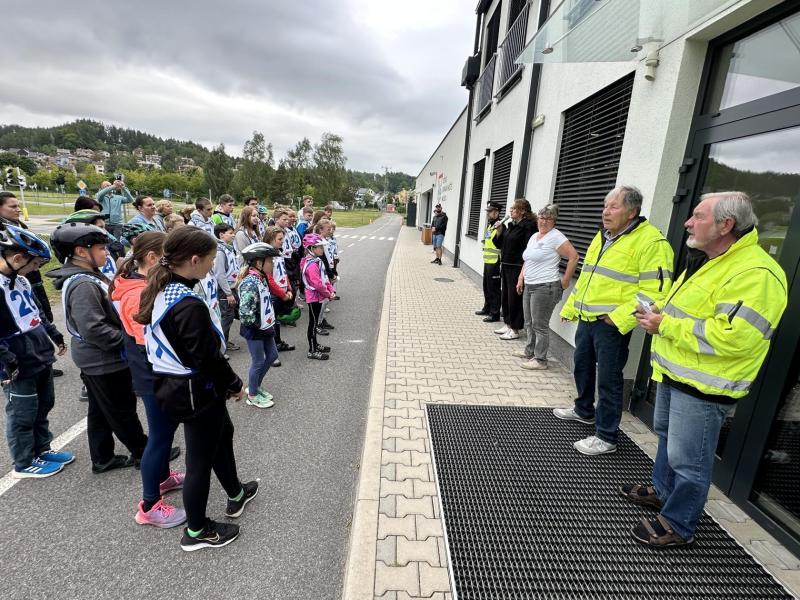 Studenti SZŠ Náchod podpořili Krajské kolo Dopravní soutěže mladých cyklistů